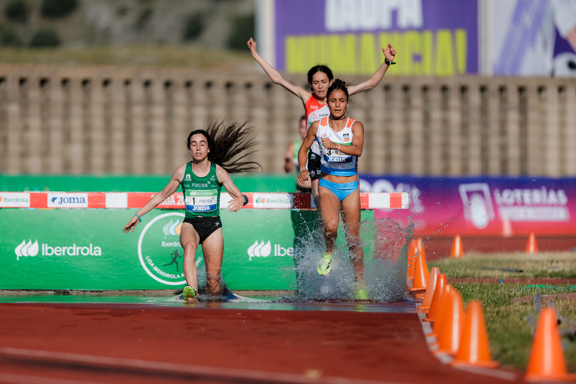 Laura_DeJesus_Mendes_3000obst_1