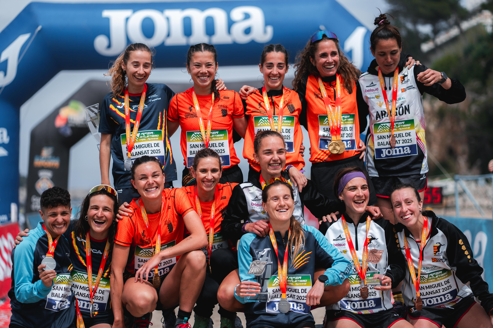 Trail running FFAA CVA 2025 mujeres