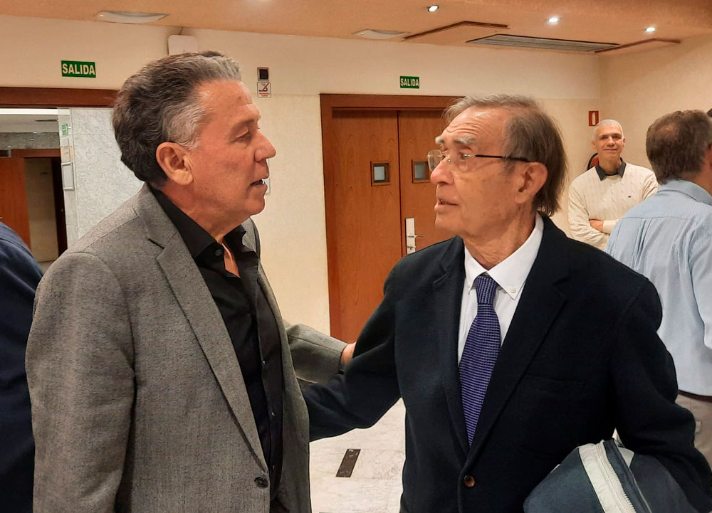 José Luis González - Martín Velasco