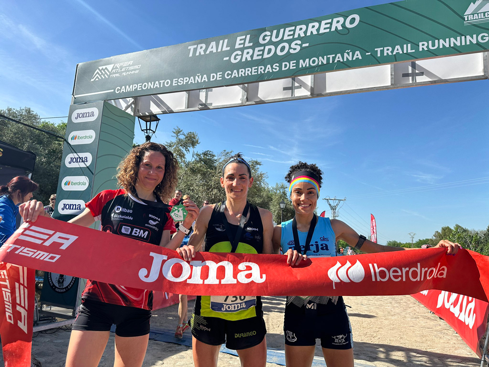 Montaña Candeleda podio mujeres