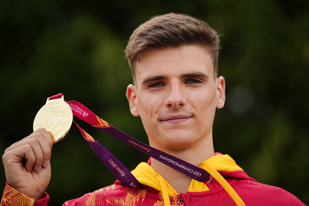 Alejandro Quijada, campeón Europa sub23 3000m obstáculos Medalla