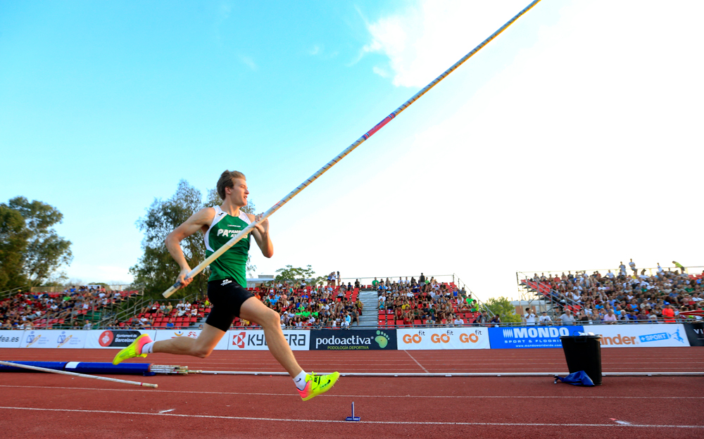 Adrián Valles Grupompleo Pamplona At.