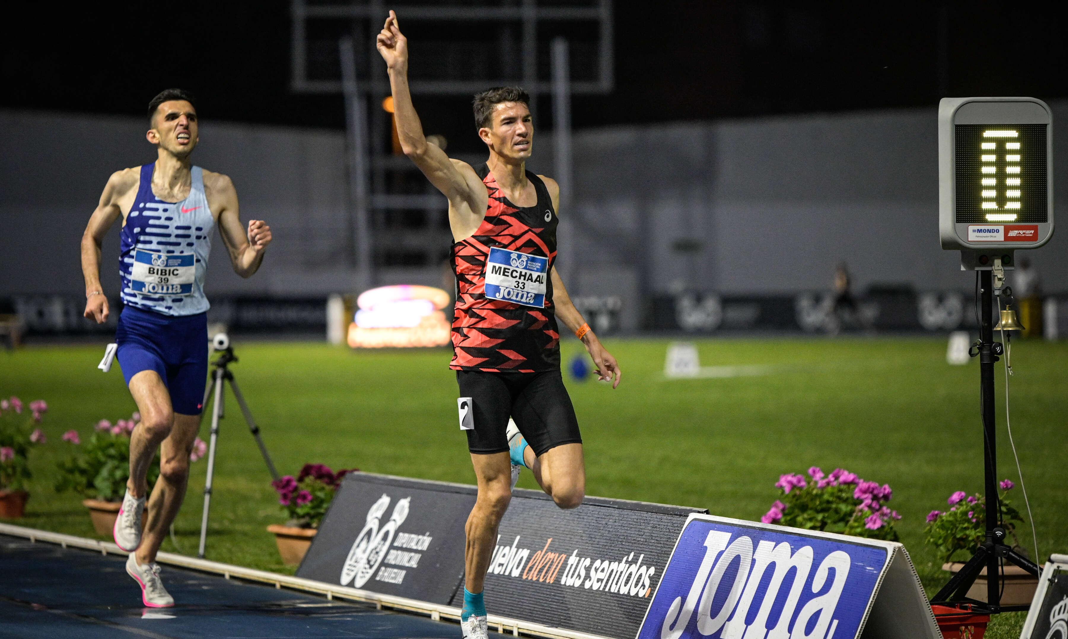 Adel Mechaal vence en el Meeting de Huelva