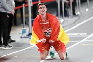 Lo mejor de la pista cubierta 2023 - Hombres