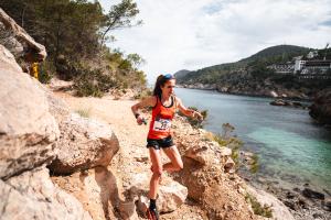 Entre rocas y gloria: el triunfo de María Fuentes en Ibiza