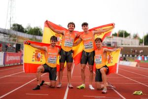El 4x400 m masculino de #EspañaAtletismo, busca un puesto para el Mundial