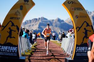 Alain Santamaría y Naiara Irigoyen, los mejores de EspañaAtletismo en la Vertical Uphill