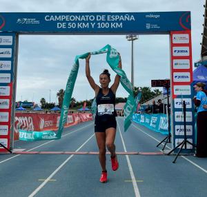 Gemma Arenas, récord de España de 100 km en Málaga